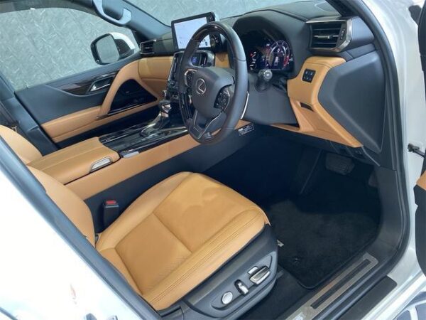 Ref:AUX-18619950 LEXUS LX 2022 - Image 13