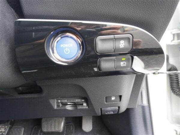 Ref:AUX-18628170 TOYOTA PRIUS 2018 - Image 15