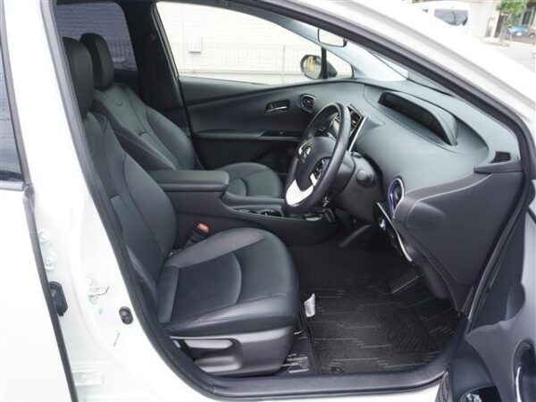 Ref:AUX-18628170 TOYOTA PRIUS 2018 - Image 6