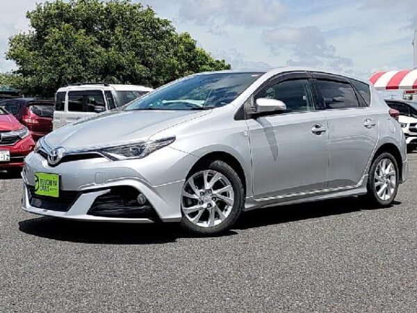 Ref:AUX-18631342 TOYOTA AURIS 2016
