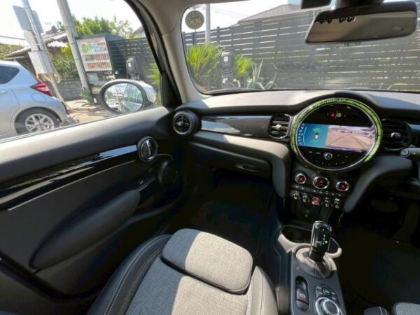 Ref:AUX-18639417 MINI MINI 2023 - Image 10
