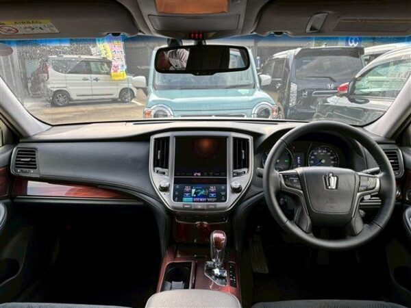 Ref:AUX-18639450 TOYOTA CROWN HYBRID 2015 - Image 2