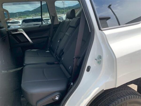Ref:AUX-18642936 TOYOTA LAND CRUISER PRADO 2023 - Image 16
