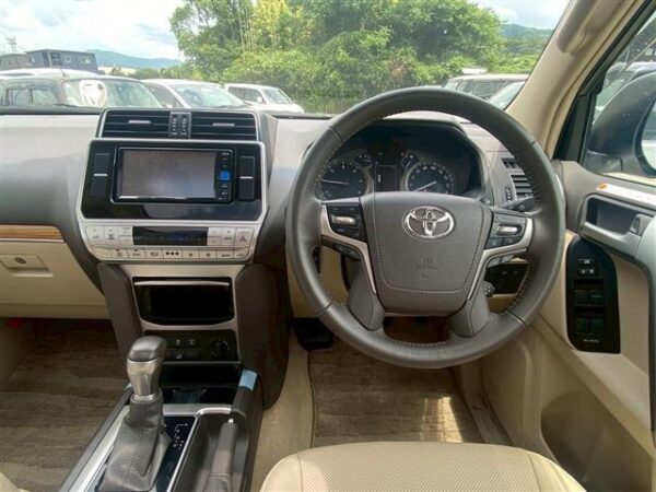 Ref:AUX-18642939 TOYOTA LAND CRUISER PRADO 2023 - Image 18