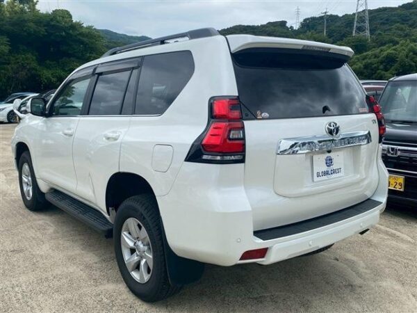Ref:AUX-18642939 TOYOTA LAND CRUISER PRADO 2023 - Image 6