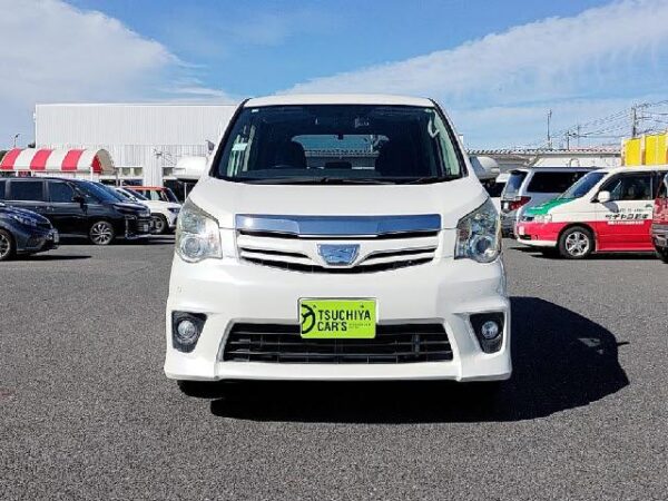 Ref:AUX-18683533 TOYOTA NOAH 2012 - Image 9