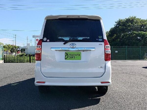 Ref:AUX-18683533 TOYOTA NOAH 2012 - Image 10