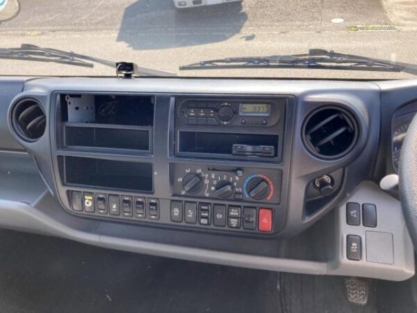 Ref:AUX-18686692 HINO DUTRO 2018 - Image 19