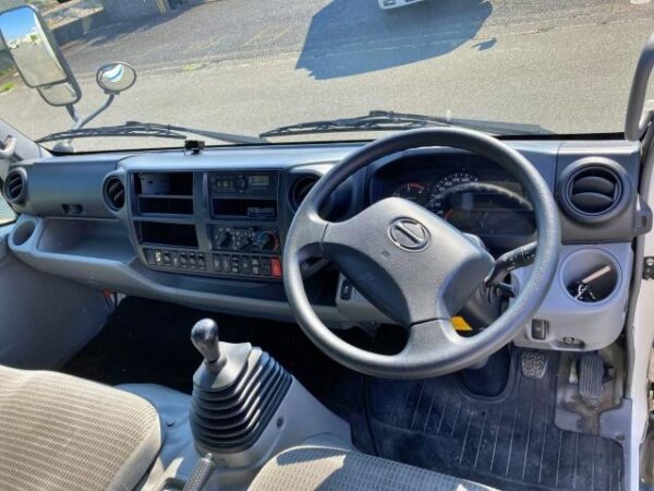 Ref:AUX-18686692 HINO DUTRO 2018 - Image 3