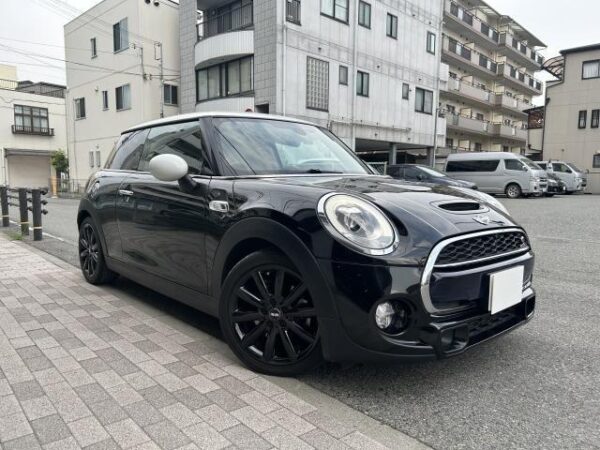 Ref:AUX-18696920 MINI MINI 2017