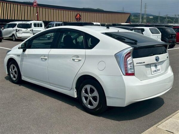 Ref:AUX-18696975 TOYOTA PRIUS 2015 - Image 8