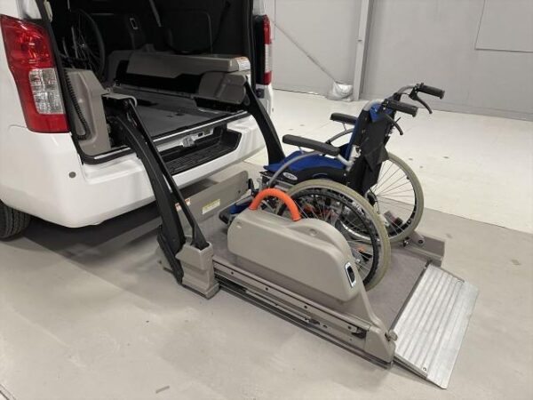 Ref:AUX-18697136 NISSAN NV350 CARAVAN VAN 2019 - Image 5