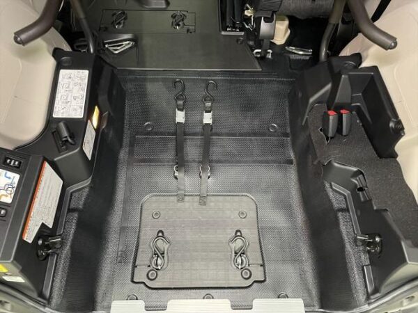 Ref:AUX-18697151 TOYOTA SIENTA 2016 - Image 8