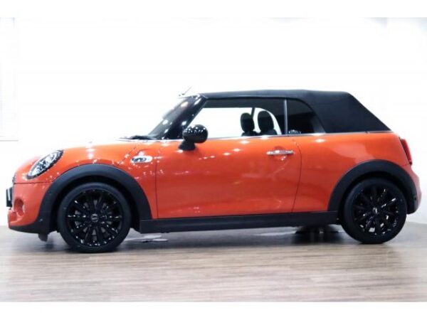 Ref:AUX-18698402 MINI MINI 2019 - Image 9