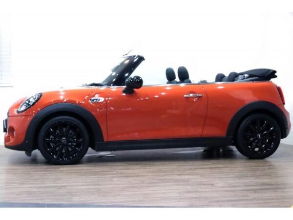 Ref:AUX-18698402 MINI MINI 2019 - Image 10