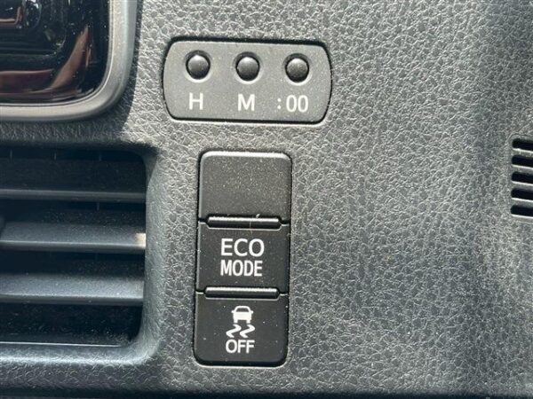 Ref:AUX-18700597 TOYOTA VOXY 2017 - Image 19