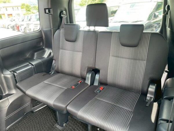 Ref:AUX-18700597 TOYOTA VOXY 2017 - Image 5