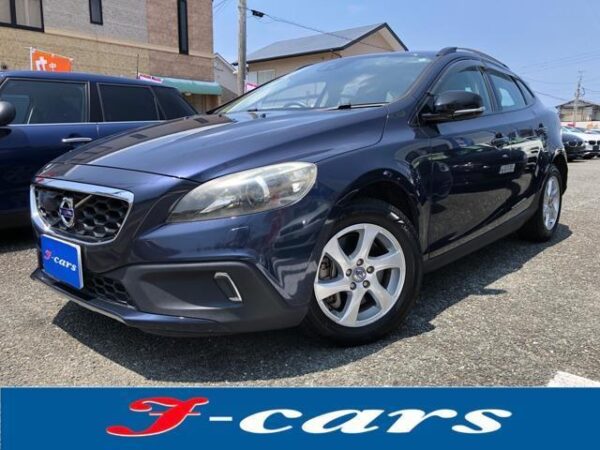 Ref:AUX-18700883 VOLVO V40 2014