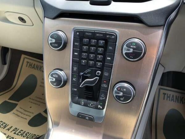 Ref:AUX-18700883 VOLVO V40 2014 - Image 9