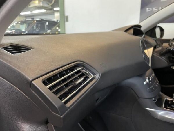 Ref:AUX-18703975 PEUGEOT 308 2021 - Image 3