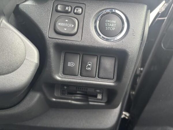 Ref:AUX-18711958 TOYOTA HIACE WAGON 2023 - Image 11