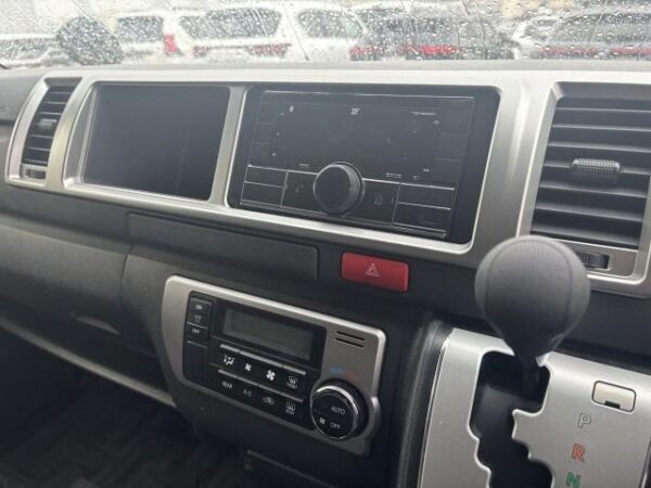 Ref:AUX-18711958 TOYOTA HIACE WAGON 2023 - Image 8