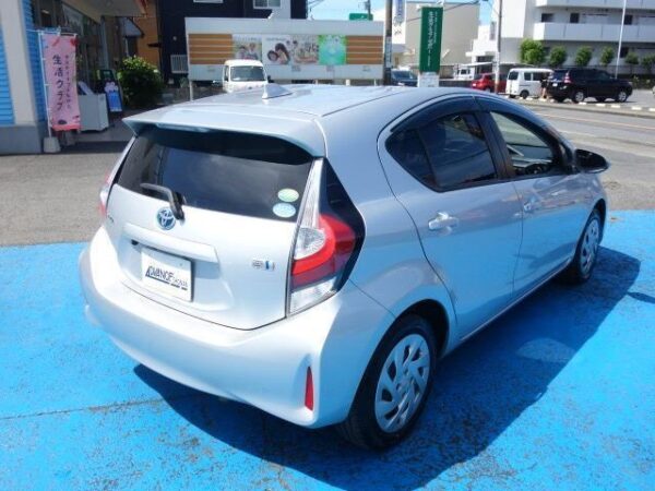 Ref:AUX-18724008 TOYOTA AQUA 2018 - Image 4