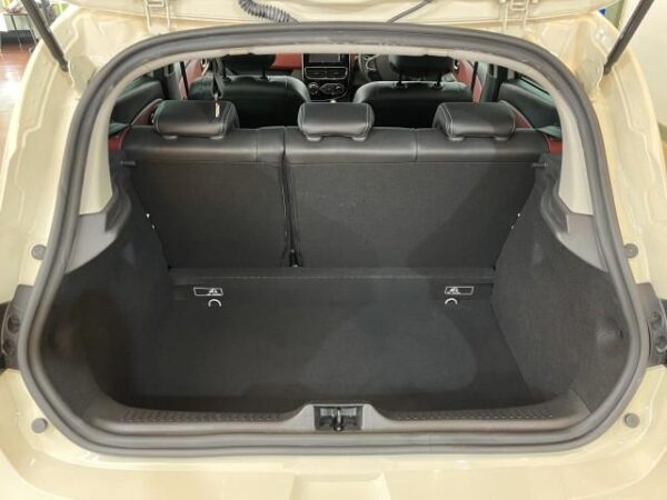 Ref:AUX-18727213 RENAULT LUTECIA 2017 - Image 19