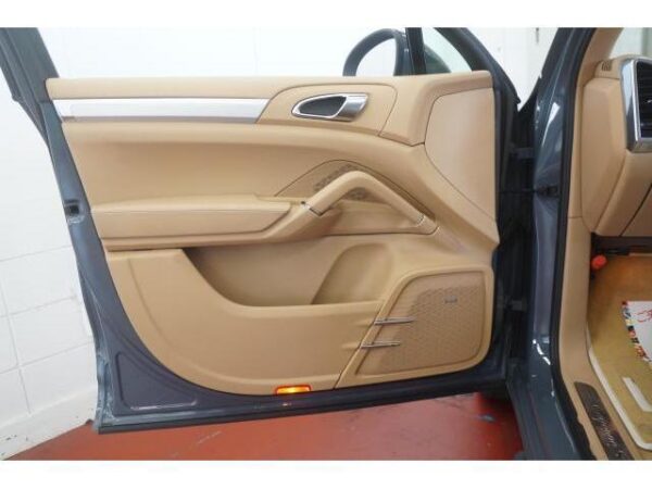 Ref:AUX-18727531 PORSCHE CAYENNE 2011 - Image 17