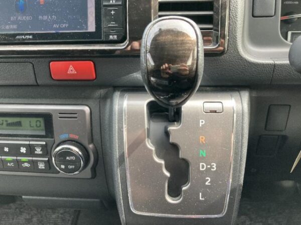 Ref:AUX-18727542 TOYOTA HIACE VAN 2016 - Image 9