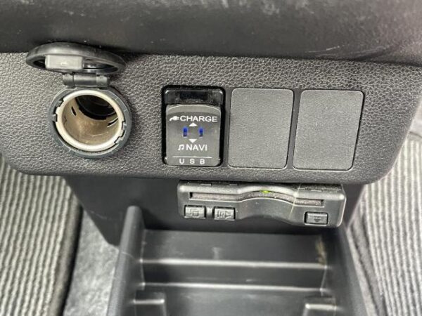 Ref:AUX-18745797 DAIHATSU MIRA E:S 2022 - Image 15