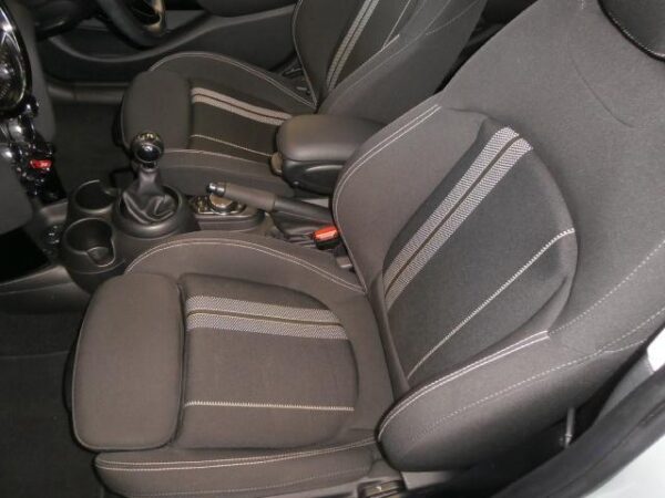 Ref:AUX-18752893 MINI MINI 2018 - Image 20
