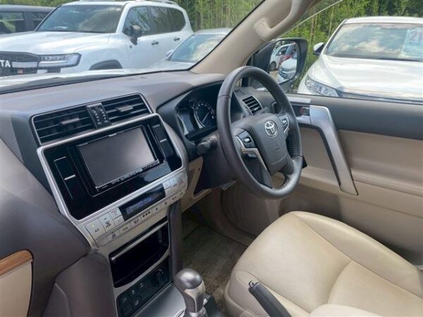 Ref:AUX-18760458 TOYOTA LAND CRUISER PRADO 2022 - Image 11