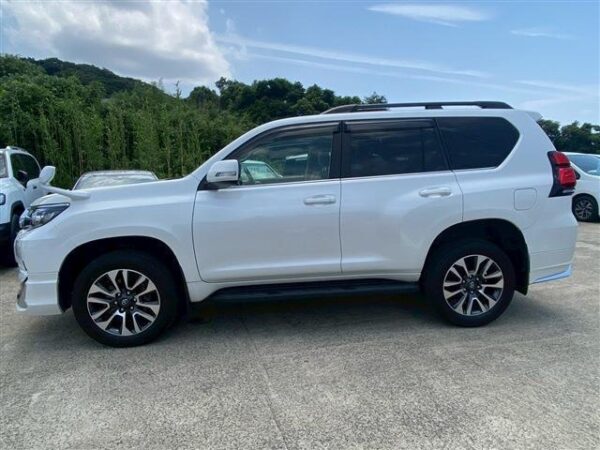 Ref:AUX-18760458 TOYOTA LAND CRUISER PRADO 2022 - Image 6