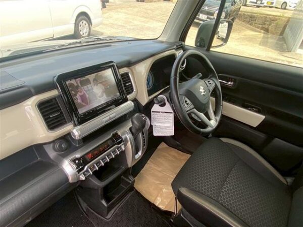 Ref:AUX-18760460 SUZUKI XBEE 2018 - Image 11