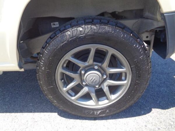 Ref:AUX-18766902 SUZUKI JIMNY 2019 - Image 19