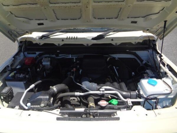 Ref:AUX-18766902 SUZUKI JIMNY 2019 - Image 10