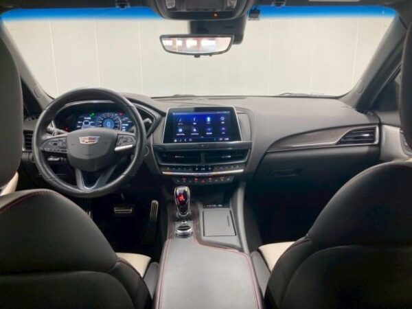 Ref:AUX-18774549 CADILLAC CADILLAC CT5 2022 - Image 2