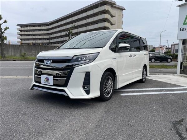 Ref:AUX-18775433 TOYOTA NOAH 2018 - Image 3