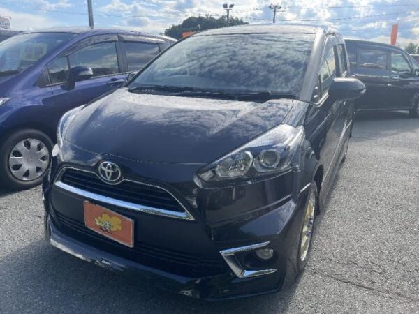 Ref:AUX-18790164 TOYOTA SIENTA 2017
