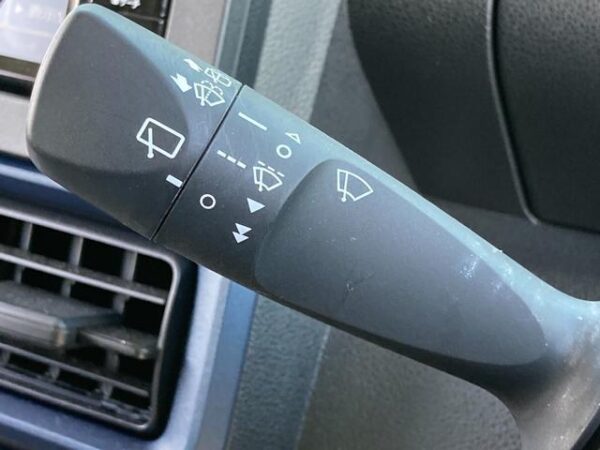 Ref:AUX-18801319 DAIHATSU TANTO 2023 - Image 17