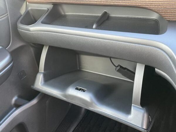 Ref:AUX-18801364 HONDA FREED HYBRID 2023 - Image 17