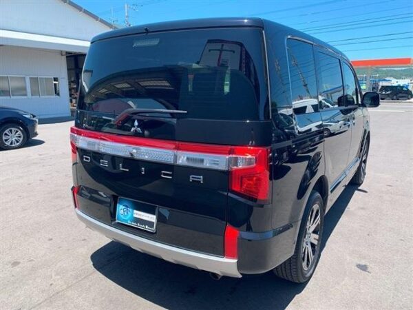 Ref:AUX-18805381 MITSUBISHI DELICA D:5 2024 - Image 2