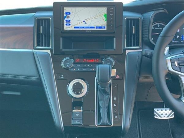 Ref:AUX-18805381 MITSUBISHI DELICA D:5 2024 - Image 17