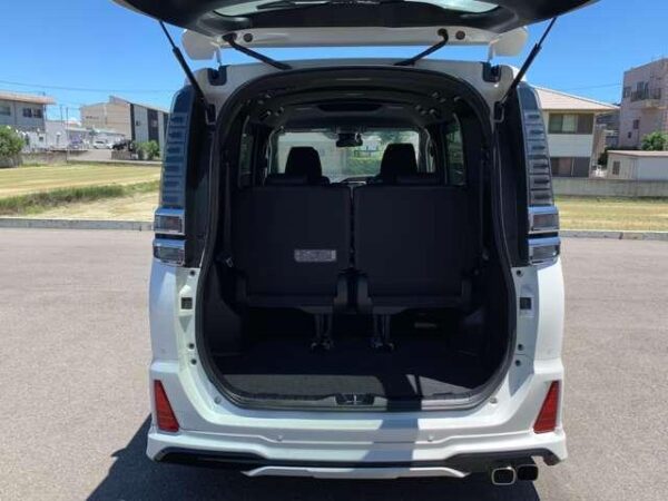 Ref:AUX-18805643 TOYOTA VOXY 2020 - Image 13