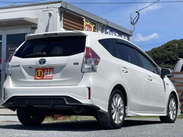 Ref:AUX-18814991 TOYOTA PRIUS ALPHA 2018 - Image 2