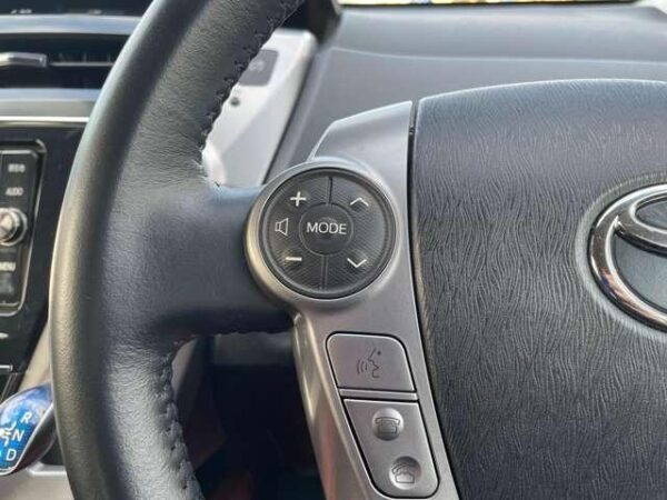 Ref:AUX-18814991 TOYOTA PRIUS ALPHA 2018 - Image 14