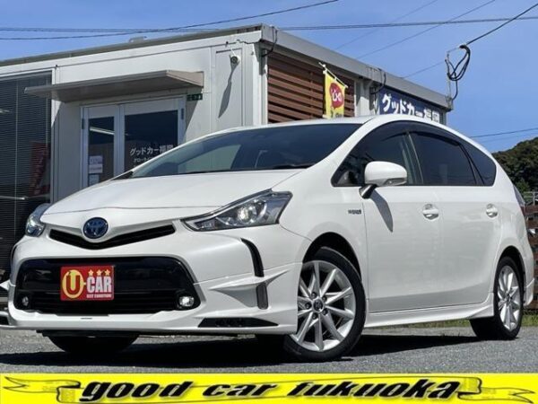 Ref:AUX-18814991 TOYOTA PRIUS ALPHA 2018