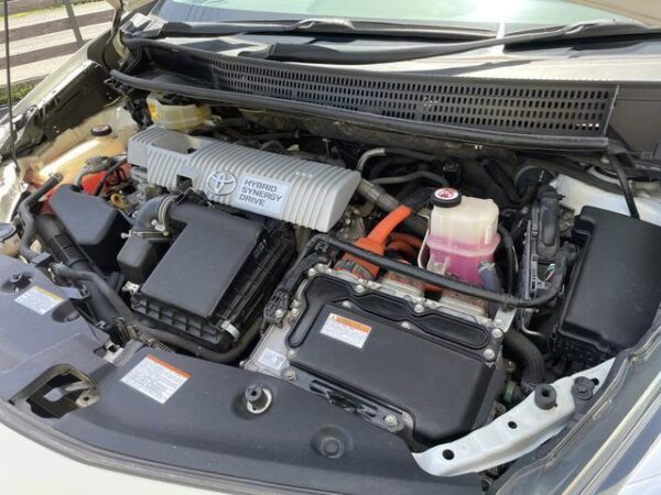Ref:AUX-18814991 TOYOTA PRIUS ALPHA 2018 - Image 8