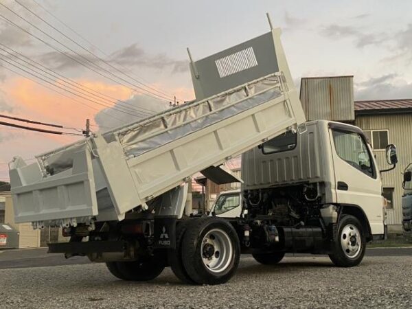 Ref:AUX-18820424 MITSUBISHI FUSO CANTER 2017 - Image 2